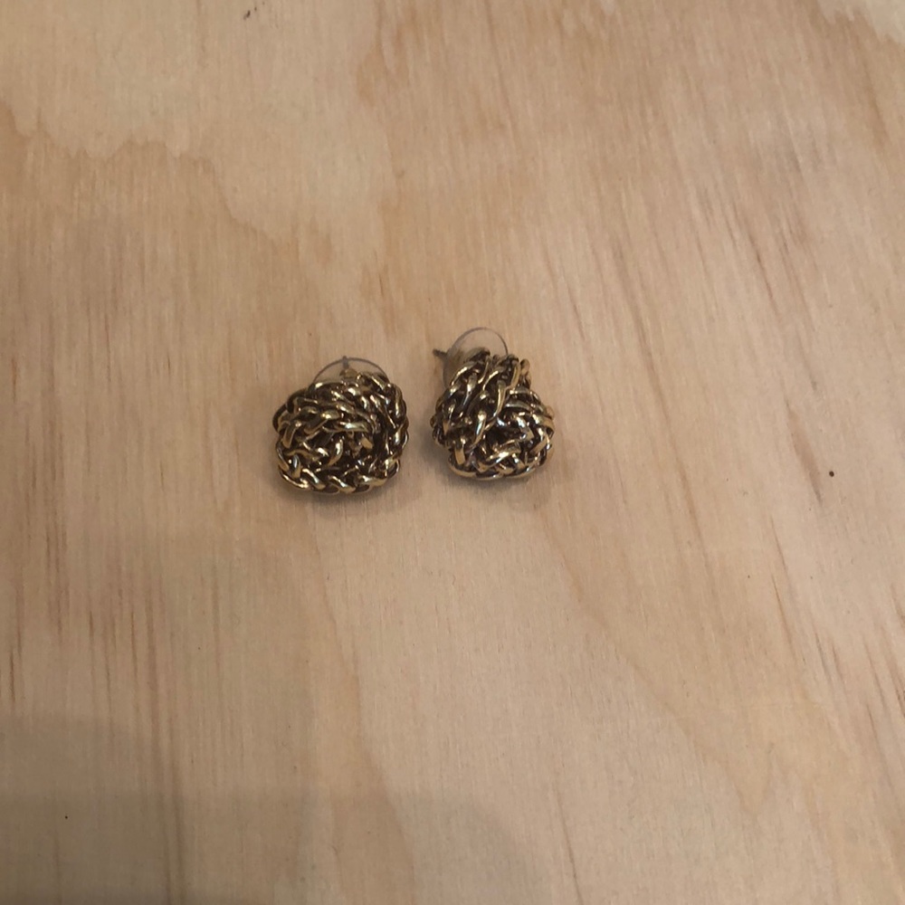 Gold knot studs